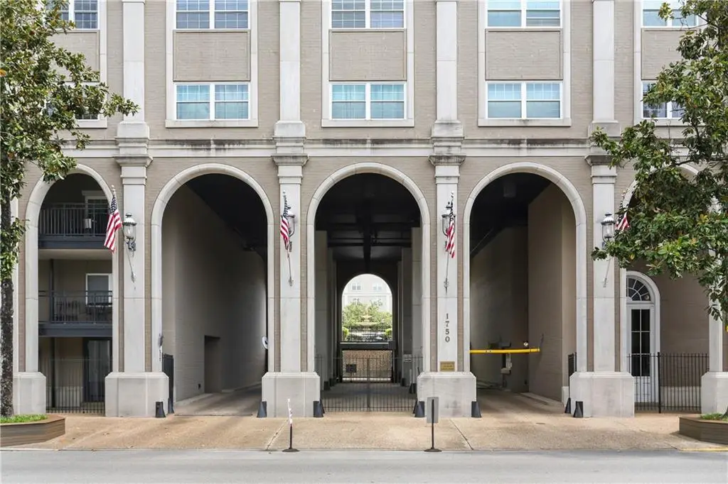 1750 St Charles Avenue #615, New Orleans, LA 70130 - #1