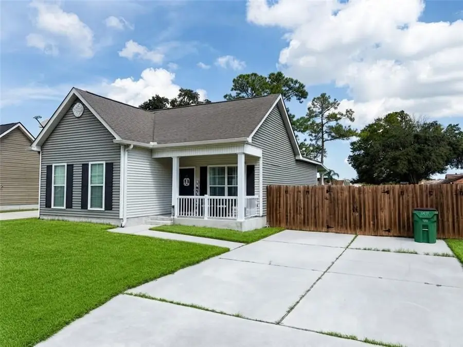 2740 Village Court, Marrero, LA 70072 - #2