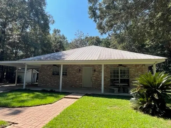 61270 N Mill Road, Lacombe, LA 70445