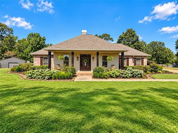 1029 Hidden Hills Drive, Pineville, LA 71360