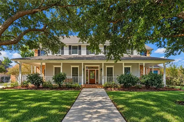 3624 Lake Michel Court, Gretna, LA 70056