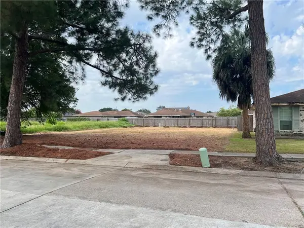 7810 Masefield Street, New Orleans, LA 70126