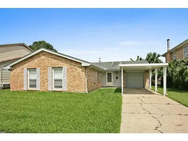341 Briarmeade Drive, Gretna, LA 70056