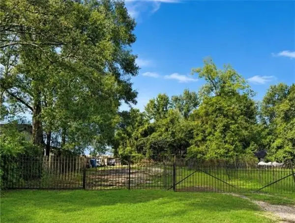 809 W 22nd St Street, Covington, LA 70433