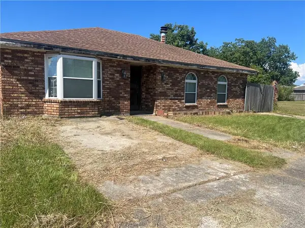 10121 Plainfield Drive, New Orleans, LA 70127