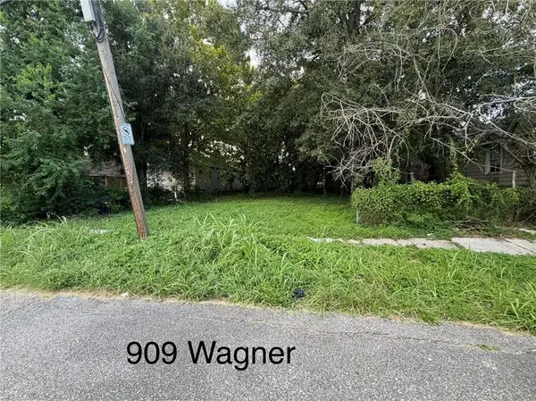 909 Wagner Street, New Orleans, LA 70114