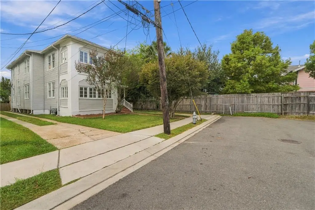 5830 32 S Galvez Street, New Orleans, LA 70125 - #1