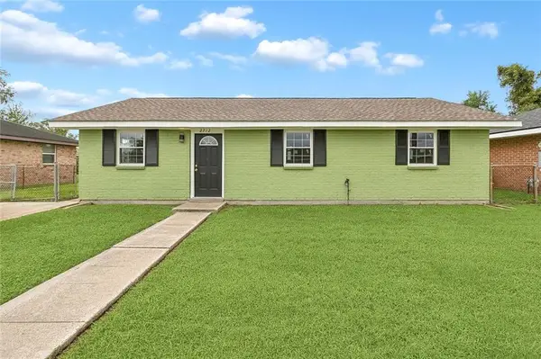 2712 Guerra Drive, Violet, LA 70092