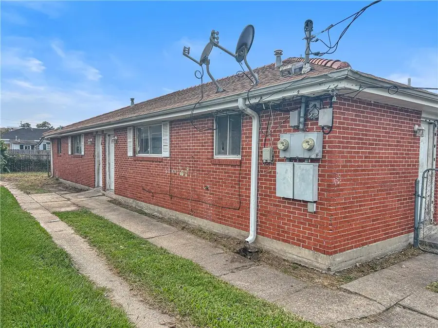 7936 38 W Laverne Street, New Orleans, LA 70126 - #2