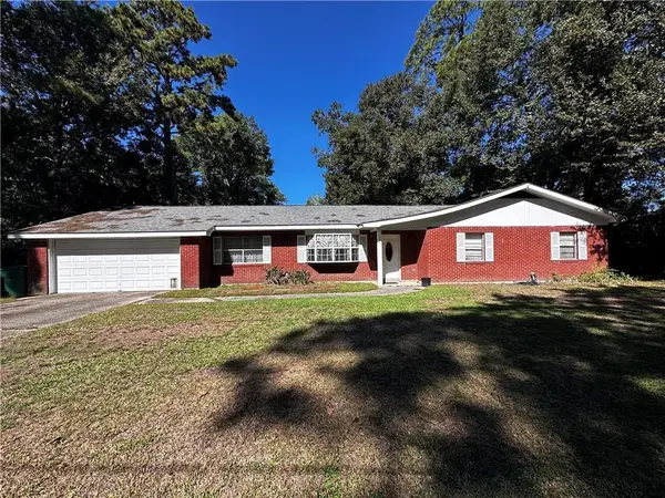 700 Glockner Court, Mandeville, LA 70448