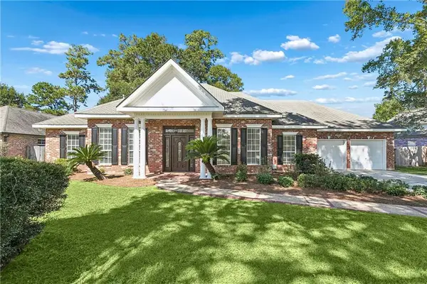 7029 Edgewater Drive, Mandeville, LA 70471