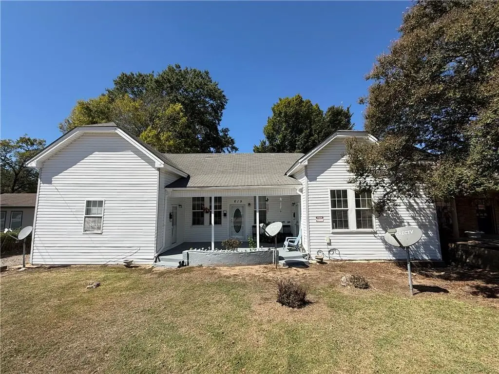 619 Main Street, Pineville, LA 71360 - #1
