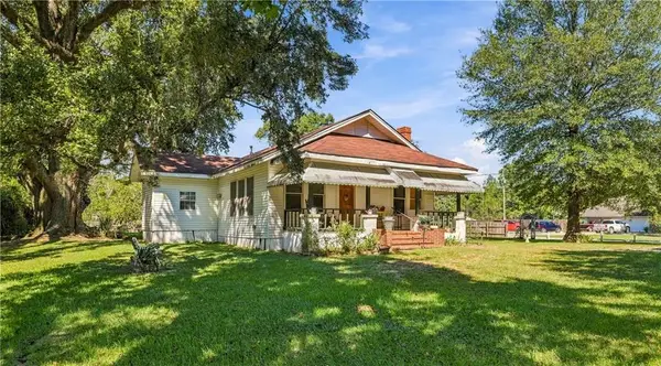 3626 Rigolette Road, Pineville, LA 71360