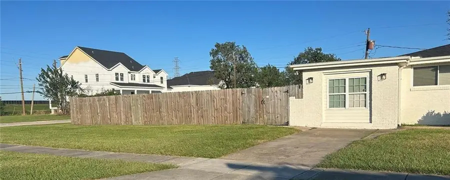 225 Nutria Drive, Arabi, LA 70032 - #3