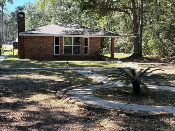 27672 St. Louis Street, Lacombe, LA 70445