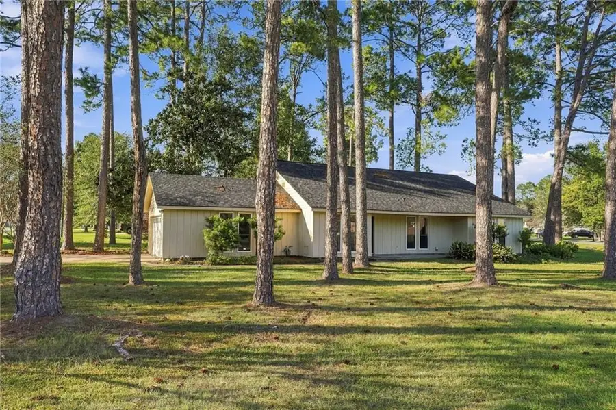 29 Cherokee Drive, Abita Springs, LA 70420 - #2