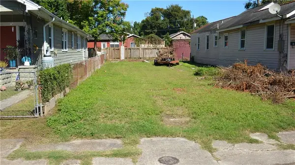 2735 Jonquil Street, New Orleans, LA 70122