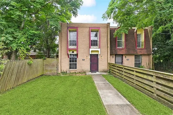 2450 52 Copernicus Street, New Orleans, LA 70114