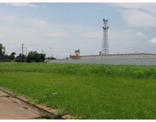 0 Macarthur, Alexandria, LA 71301 - #3