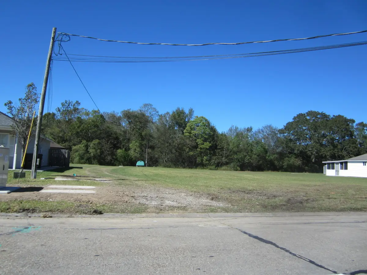 Southport Boulevard, New Iberia, LA 70560 - #1