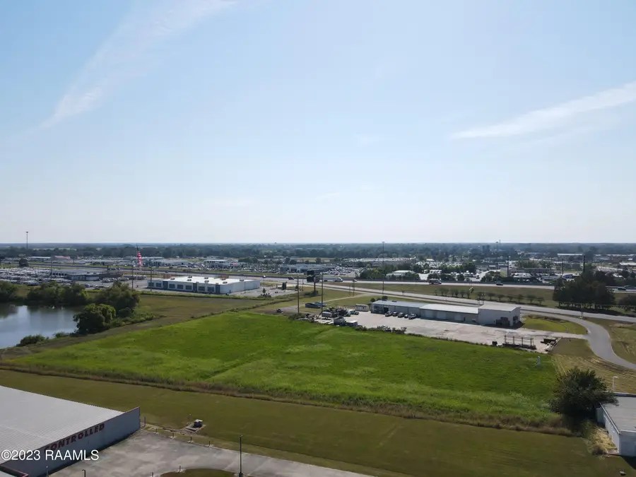 000 Rees Street Ext, Breaux Bridge, LA 70517 - #3
