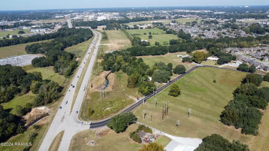 1501 La Neuville Road #1-A, Lafayette, LA 70508 - #2