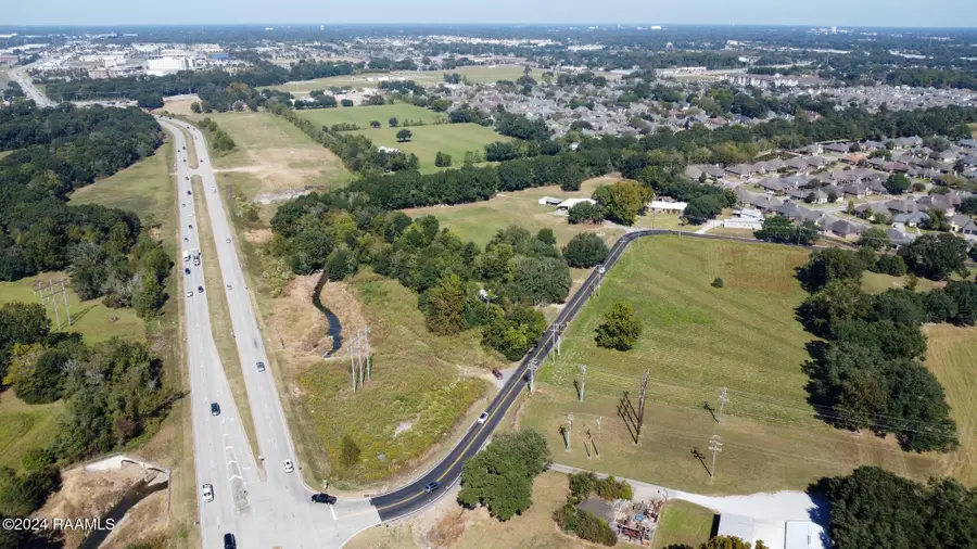 1501 La Neuville Road #1-A, Lafayette, LA 70508 - #3