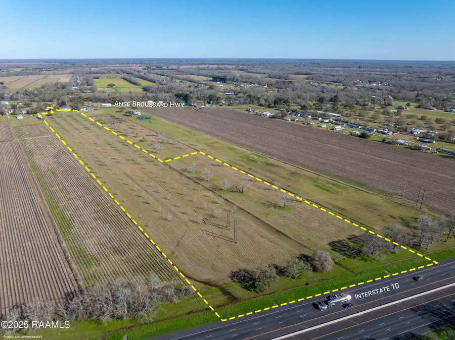 1623 Anse Broussard Highway, Breaux Bridge, LA 70517 - #2