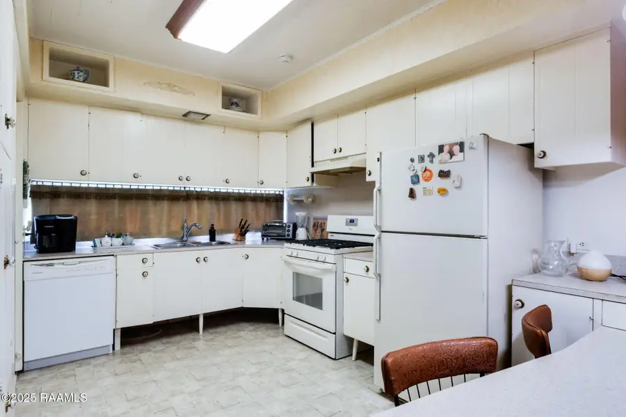 310 Dejean Street, Washington, LA 70589 - #3