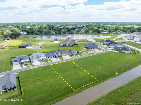 110 Breakers Way, Scott, LA 70583