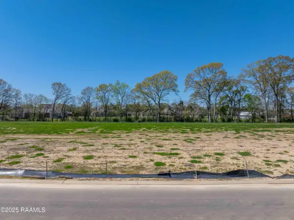 120 Castle Vine Way, Lafayette, LA 70508