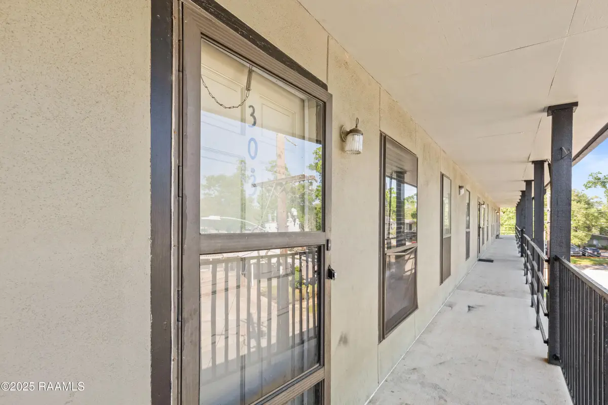 701 S College Road #303, Lafayette, LA 70503 - #1