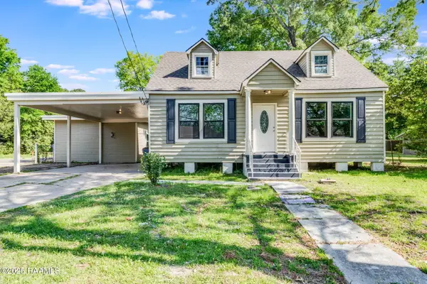 827 E Grolee, Opelousas, LA 70570