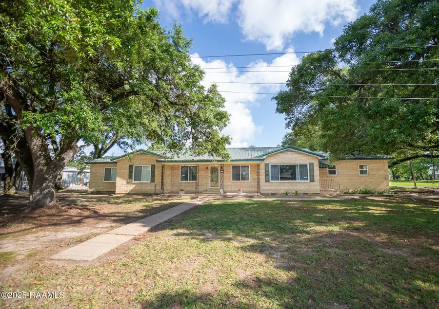 613 Mulberry Street, Mamou, LA 70554 - #2