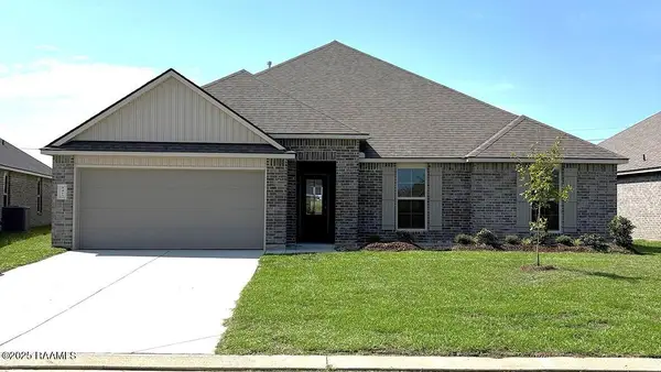 3417 Magnolia Cove Court, Maurice, LA 70555