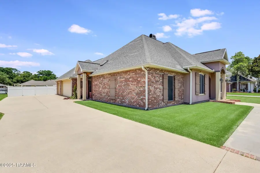 605 Terrell Court, New Iberia, LA 70563 - #3