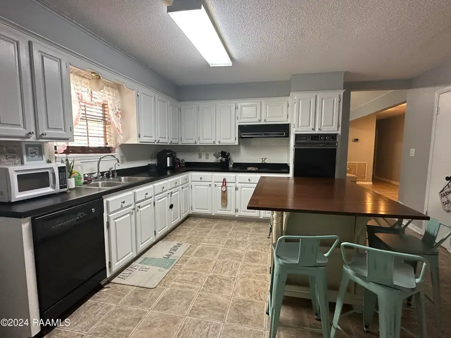 177 Country Village Drive, Morgan City, LA 70380 - #2