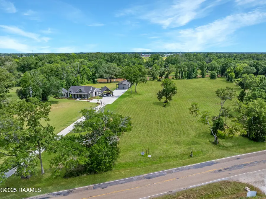 3 Main Highway, Breaux Bridge, LA 70517 - #3
