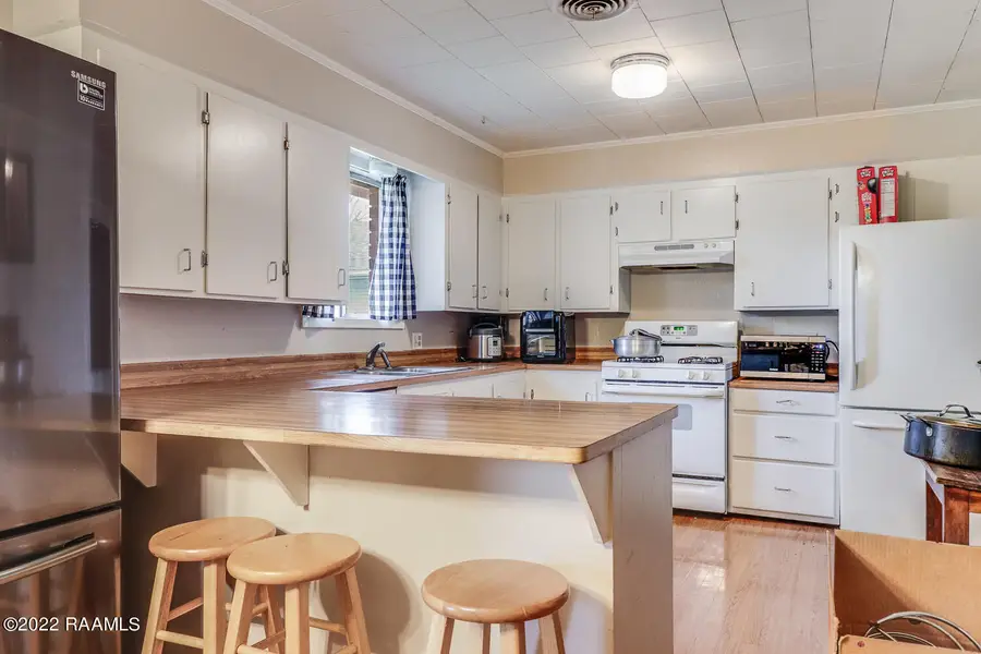 932 Mary Avenue, Opelousas, LA 70570 - #3