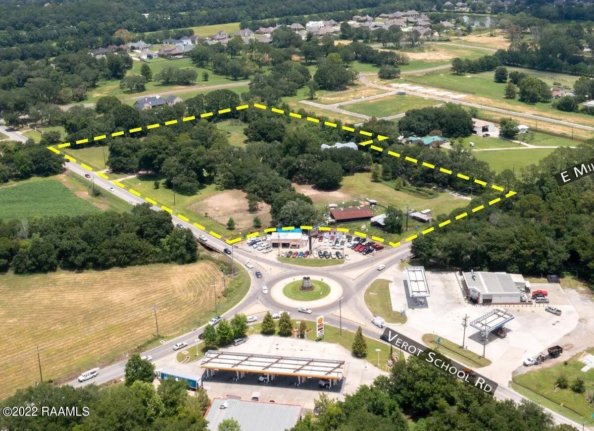 2215 E Milton Avenue, Youngsville, LA 70592 - #1