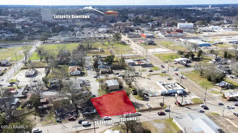 120 SE Evangeline Thruway, Lafayette, LA 70501 - #3