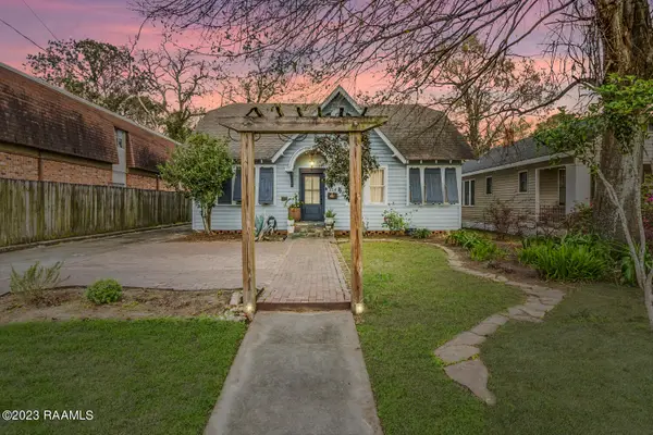 304 Versailles Boulevard, Lafayette, LA 70501