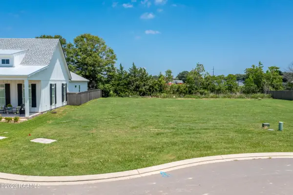 121 Trail Pointe Drive, Scott, LA 70583