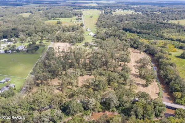 71 Mcveigh Road, Arnaudville, LA 70512