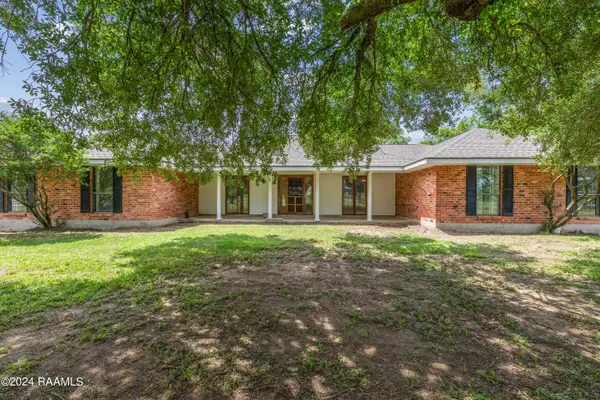 664 Don Guilbeau Road, Arnaudville, LA 70512