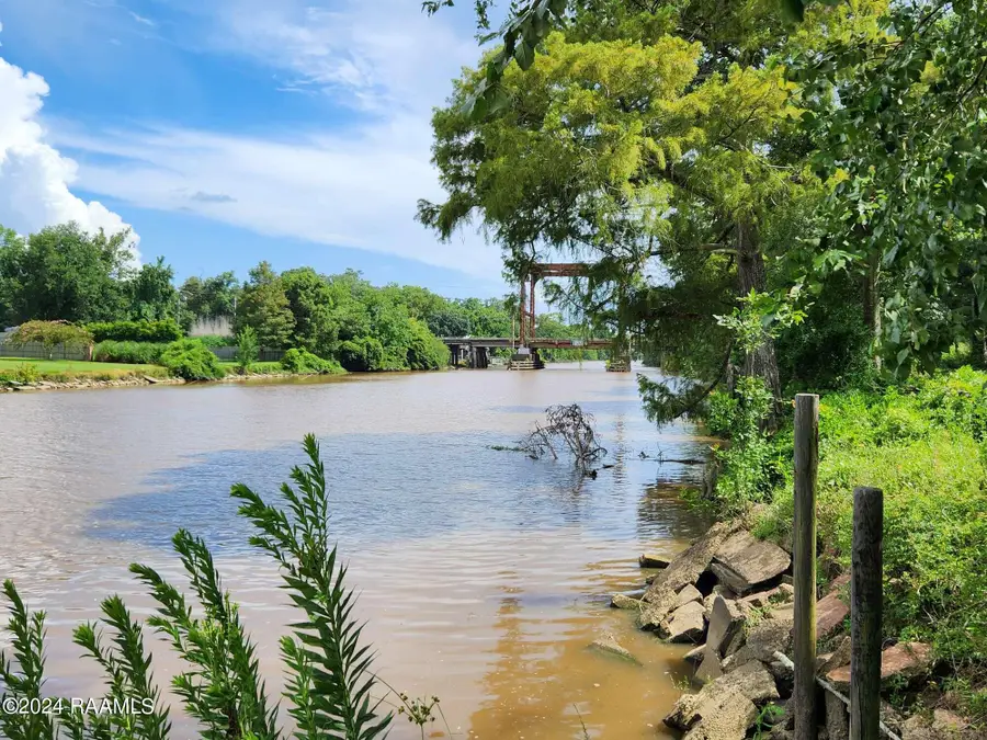 1204 Us-167, Abbeville, LA 70510 - #3