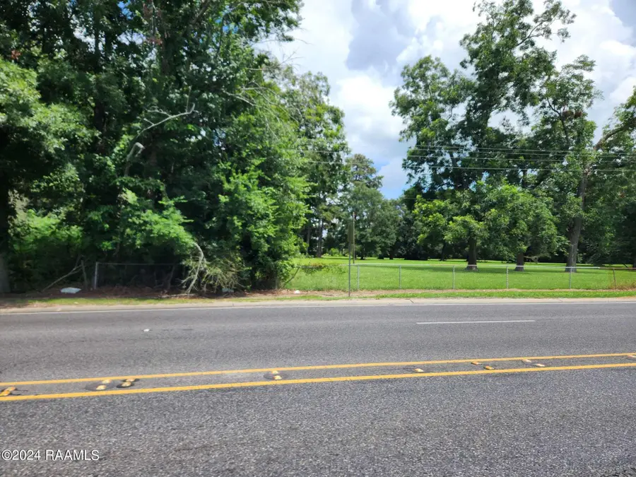 1208 Us-167, Abbeville, LA 70510 - #3