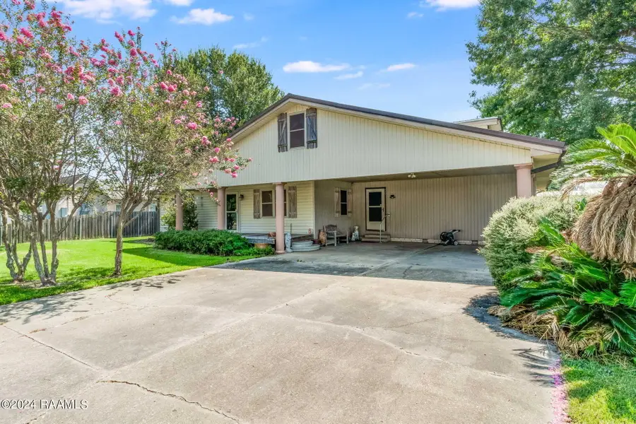 935 Pearl Street, Rayne, LA 70578 - #2