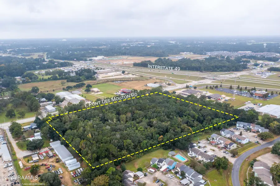 205 E Pont Des Mouton Road, Lafayette, LA 70507 - #3