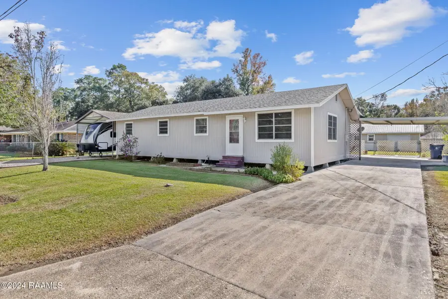 903 S Shireview Circle, Abbeville, LA 70510 - #2